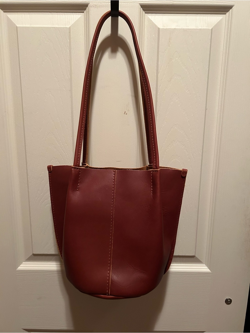 Portland Leather Goods Devan Bucket Shoulder Bag 9”x9” in “Chestnut” NWOT